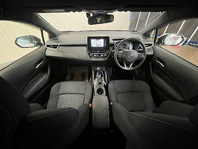 TOYOTA COROLLA SPORT HYBRID 2019 Image 31