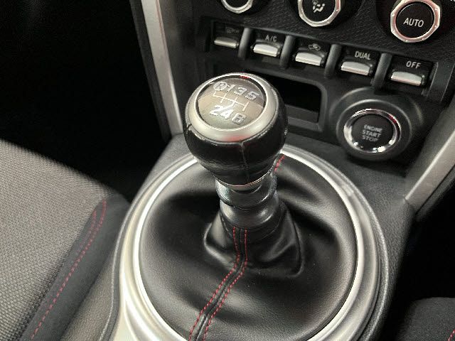 SUBARU BRZ 2015 Image 31