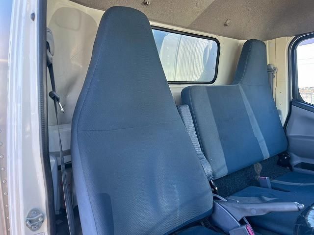 MITSUBISHI CANTER 2016 Image 31