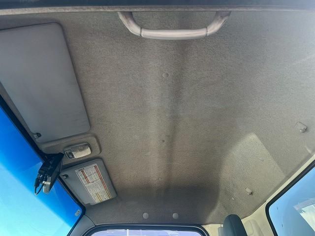 MITSUBISHI CANTER 2016 Image 31