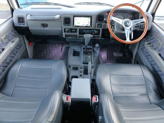 TOYOTA LANDCRUISER PRADO 1994 Image 31