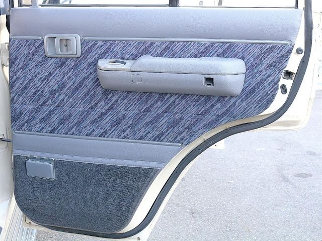 TOYOTA LANDCRUISER PRADO 1994 Image 31