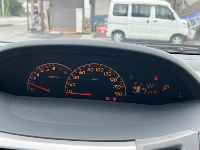 TOYOTA VITZ 2008 Image 31