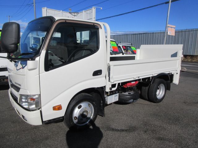 HINO DUTRO 2015 Image 31