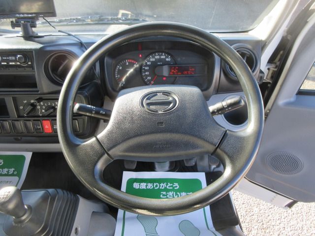 HINO DUTRO 2015 Image 31