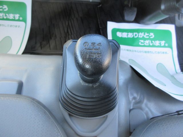 HINO DUTRO 2015 Image 31