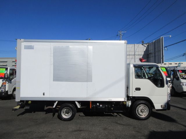 ISUZU  2015 Image 31