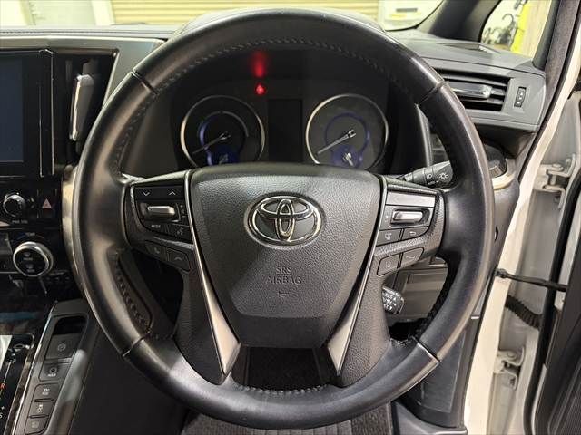 TOYOTA ALPHARD HYBRID 4WD 2021 Image 31