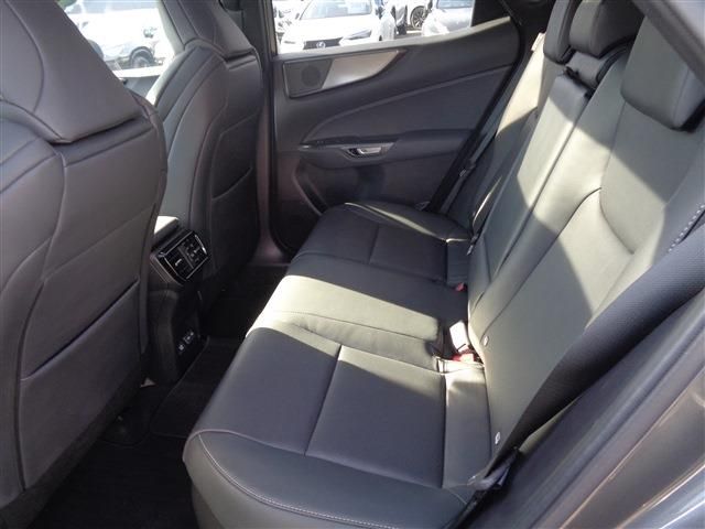 TOYOTA LEXUS NX350H AWD 2024 Image 31