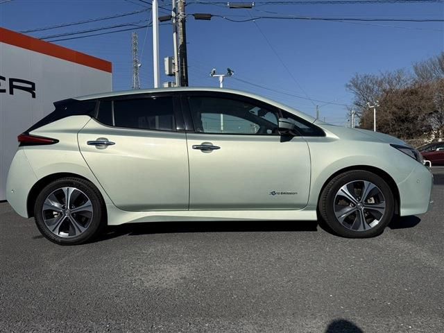 NISSAN LEAF 2017 Image 31