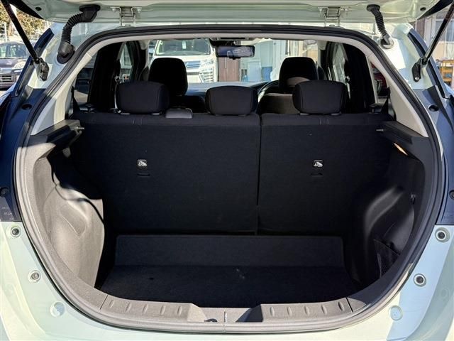 NISSAN LEAF 2017 Image 31