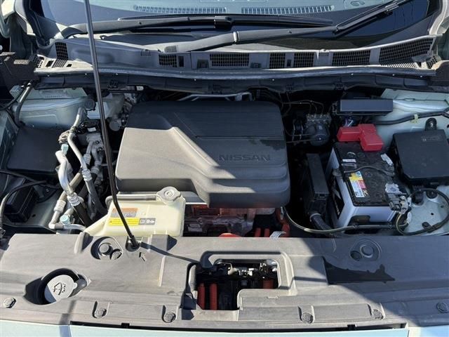 NISSAN LEAF 2017 Image 31