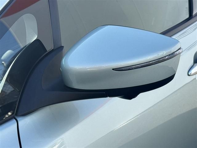 NISSAN LEAF 2017 Image 31