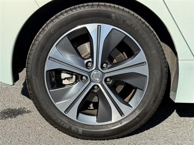 NISSAN LEAF 2017 Image 31