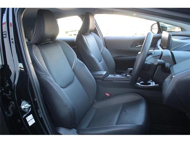 TOYOTA PRIUS PHV 2023 Image 31