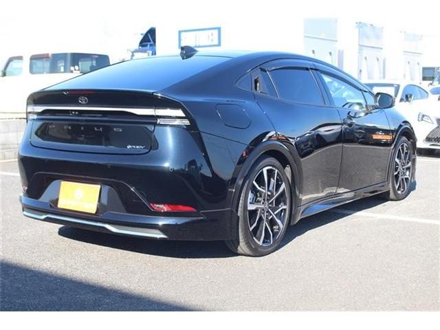 TOYOTA PRIUS PHV 2023 Image 31