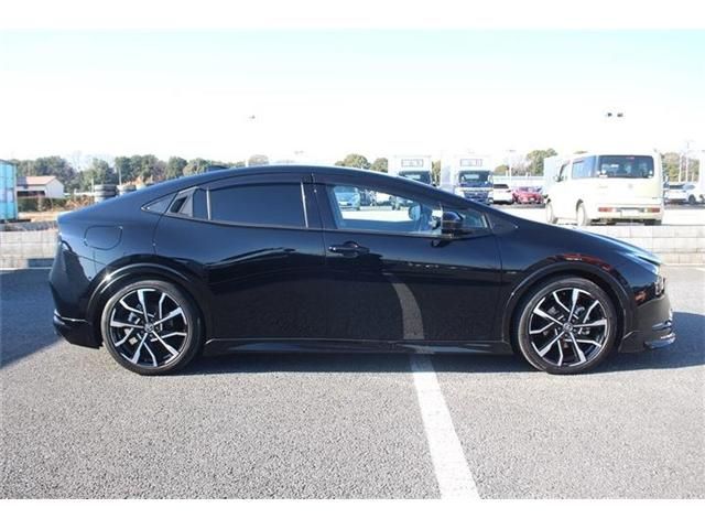 TOYOTA PRIUS PHV 2023 Image 31