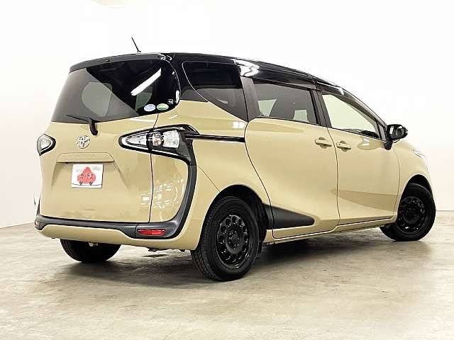 TOYOTA SIENTA 2018 Image 31