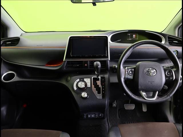 TOYOTA SIENTA HYBRID 2021 Image 31
