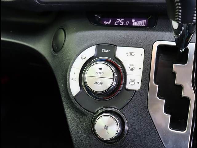 TOYOTA SIENTA HYBRID 2021 Image 31