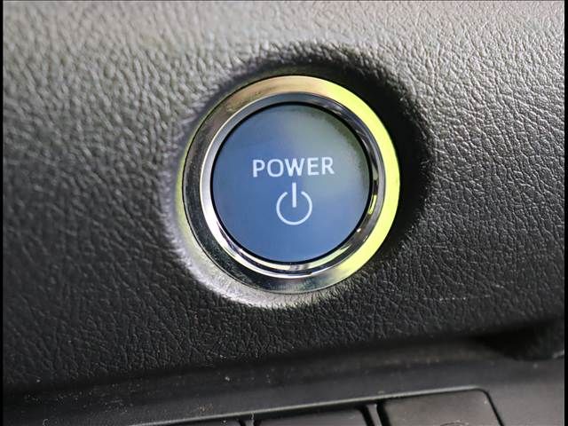 TOYOTA SIENTA HYBRID 2021 Image 31