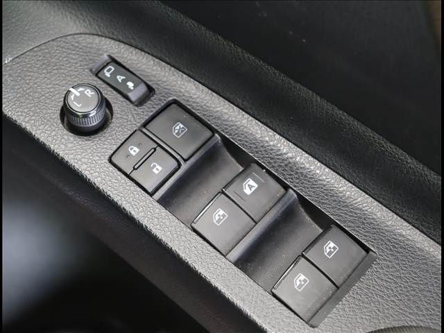 TOYOTA SIENTA HYBRID 2021 Image 31