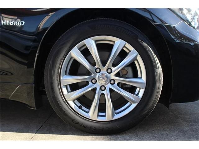 NISSAN FUGA HYBRID 2017 Image 31