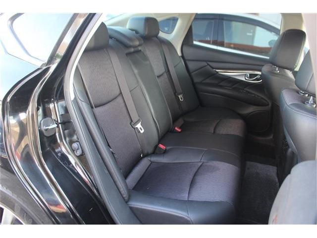 NISSAN FUGA HYBRID 2017 Image 31