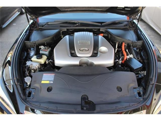 NISSAN FUGA HYBRID 2017 Image 31