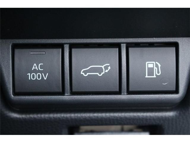 TOYOTA PRIUS 2023 Image 31