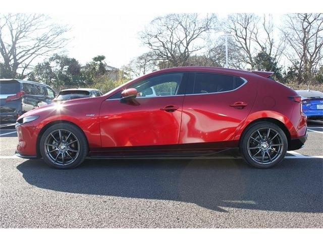 MAZDA 3 FASTBACK 2020 Image 31