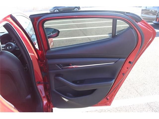 MAZDA 3 FASTBACK 2020 Image 31