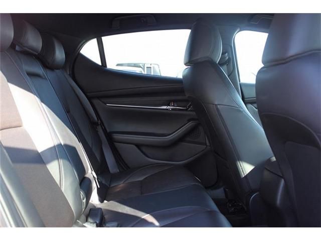 MAZDA 3 FASTBACK 2020 Image 31