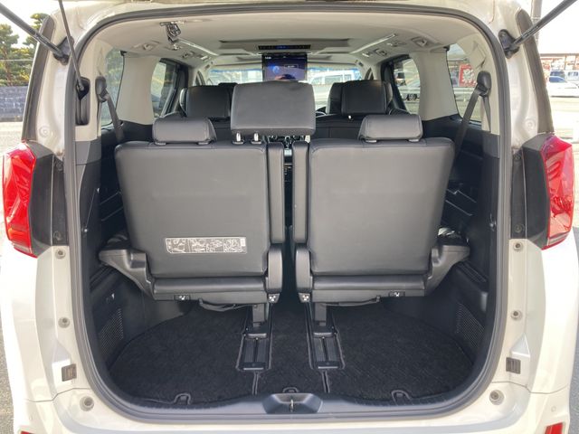 TOYOTA ALPHARD 2019 Image 31