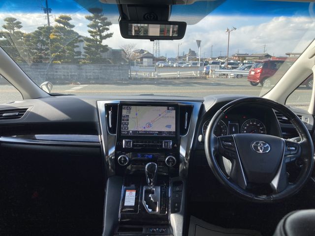 TOYOTA ALPHARD 2019 Image 31