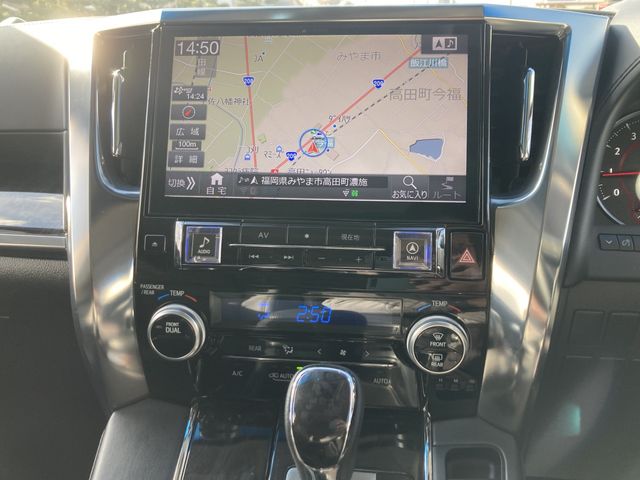 TOYOTA ALPHARD 2019 Image 31