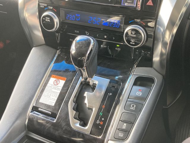 TOYOTA ALPHARD 2019 Image 31