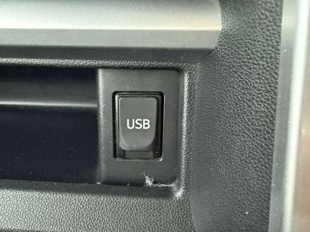 DAIHATSU TANTO CUSTOM 2014 Image 31