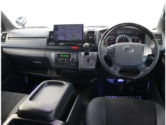TOYOTA HIACE VAN 2WD 2020 Image 31
