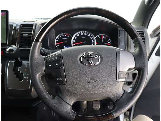 TOYOTA HIACE VAN 2WD 2020 Image 31