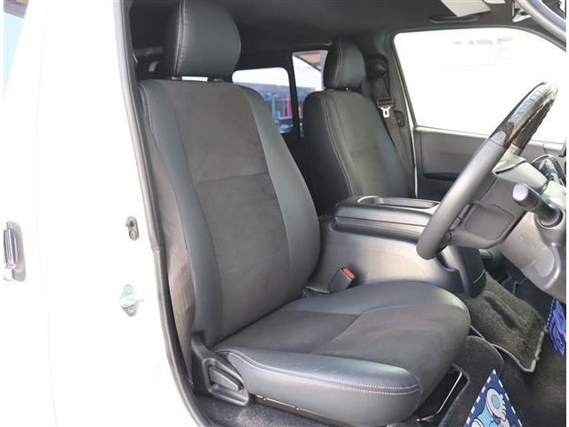 TOYOTA HIACE VAN 2WD 2020 Image 31