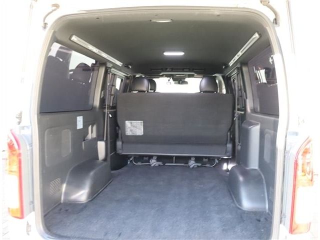 TOYOTA HIACE VAN 2WD 2020 Image 31