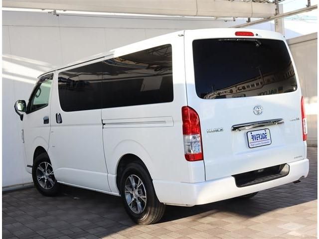 TOYOTA HIACE VAN 2WD 2020 Image 31