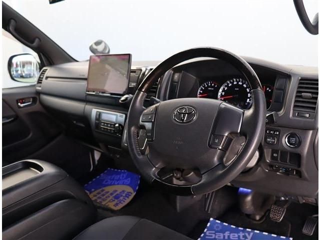 TOYOTA HIACE VAN 2WD 2020 Image 31