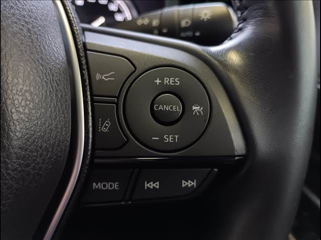 TOYOTA HARRIER 4WD 2021 Image 31