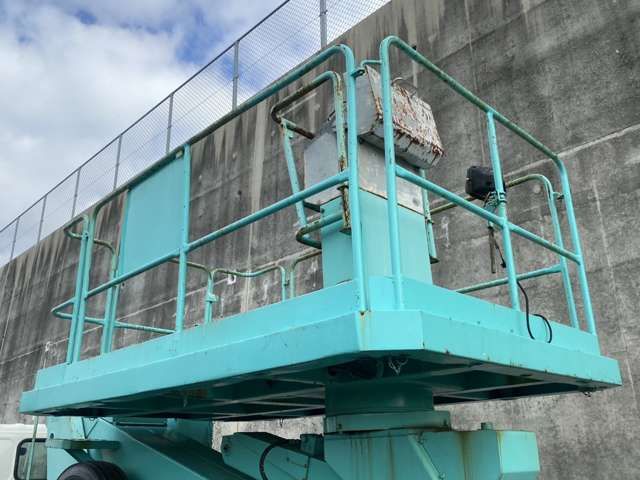 HINO DUTRO 2007 Image 31