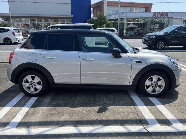 BMW MINI COOPER 5DOOR 2019 Image 31