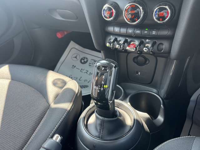 BMW MINI COOPER 5DOOR 2019 Image 31