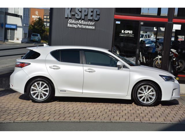 TOYOTA LEXUS CT200H 2011 Image 31