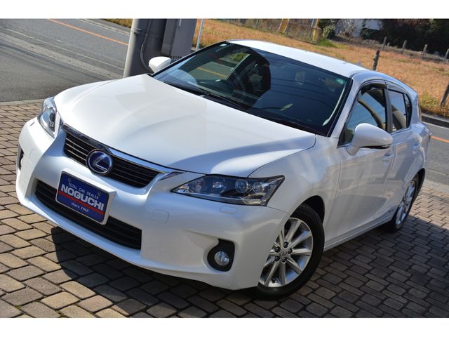 TOYOTA LEXUS CT200H 2011 Image 31